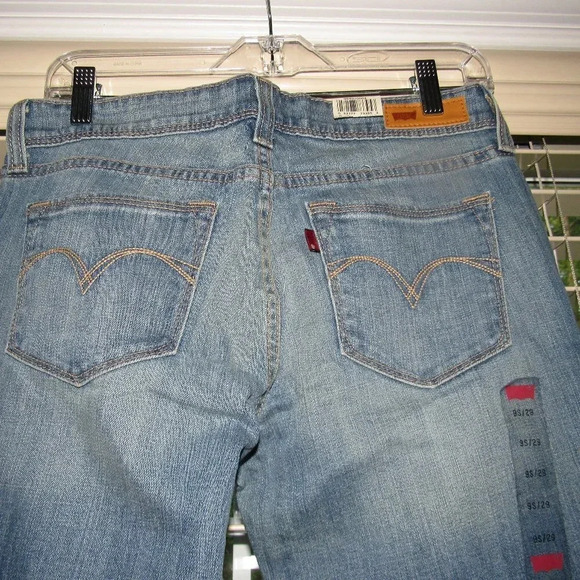 LEVI’S Demi Curve Low Boot Light Wash Jeans Size 9 - Picture 4 of 5